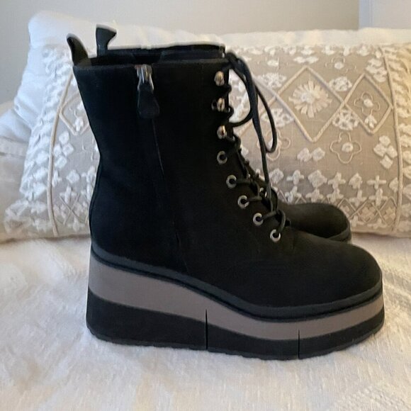 NEW Naked Feet Burnout Black Boots, Size 8.5 - Picture 6 of 12